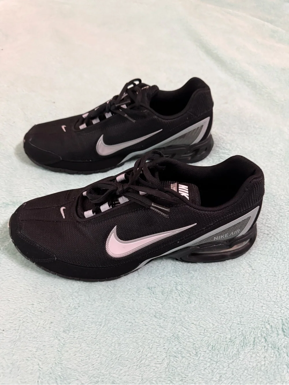 Nike Torch 3 black sneakers Men’s size US 11